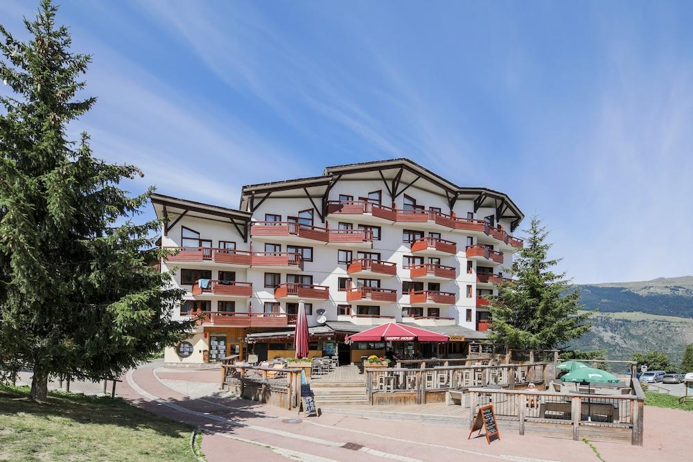 Residence Pierre & Vacances Le Britania La Tania Eksteriør billede