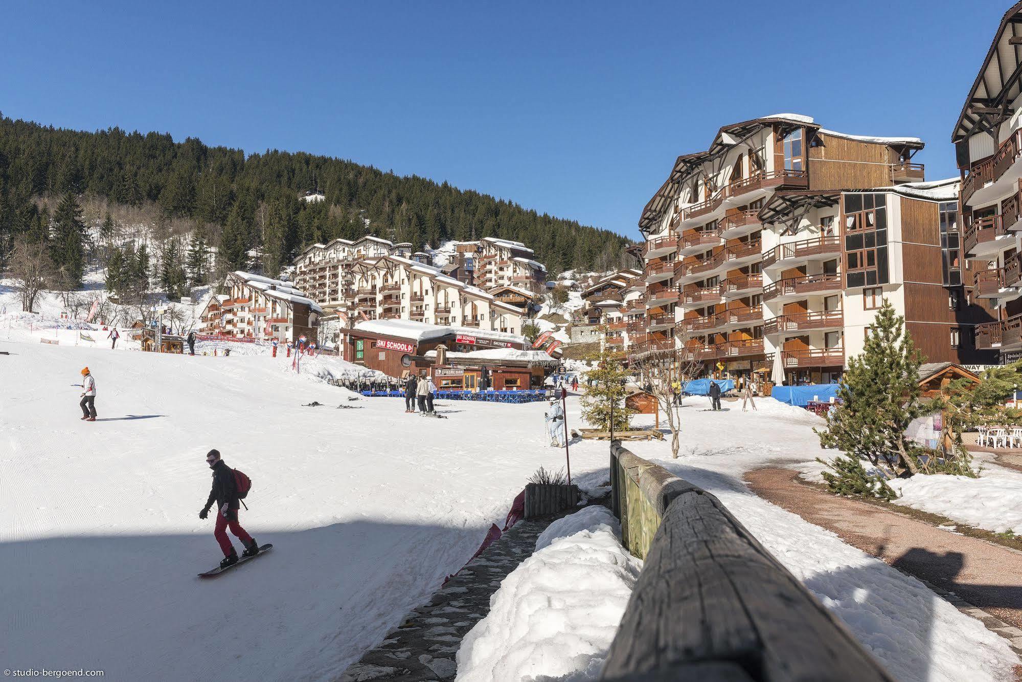 Residence Pierre & Vacances Le Britania La Tania Eksteriør billede